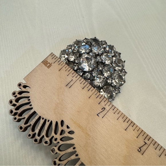 Round Clear Rhinestone Costume Brooch Pin Silver Tone Set Vintage - Picture 11 of 12